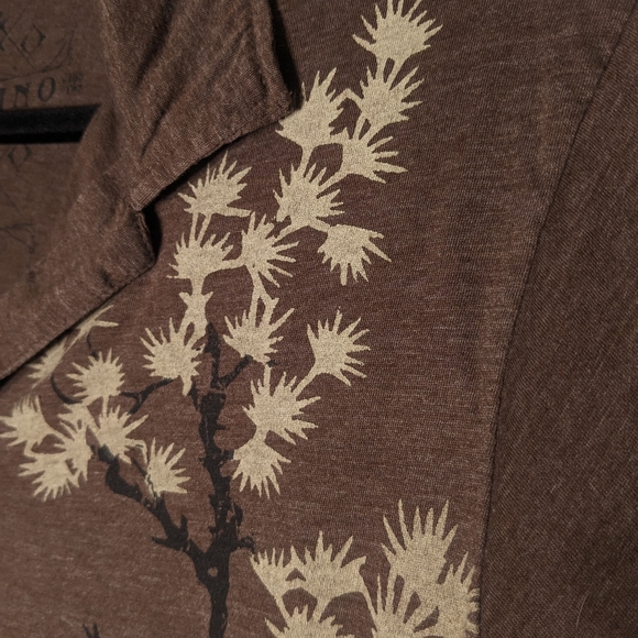Bositano Botanical Polo with Unique Stylized Tree Motif in Neutral Tones - Picture 5 of 7
